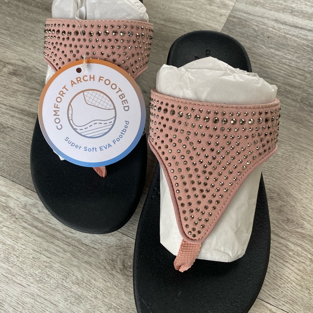 Cloudsteppers by Clarks Pink Studded Sandals